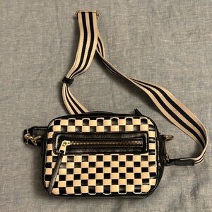 Universal Thread Black Leather Crossbody with Gold Hardware